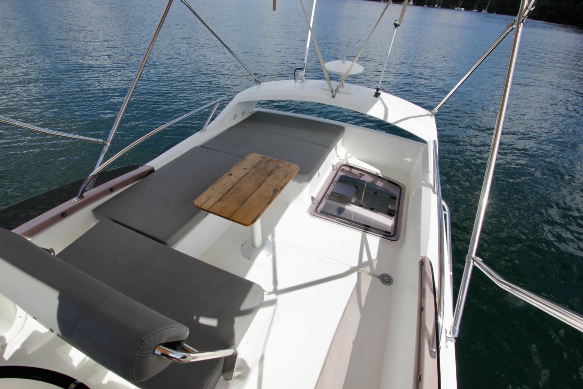 2014 Beneteau Antares 30 Fly Boats For Sale 22