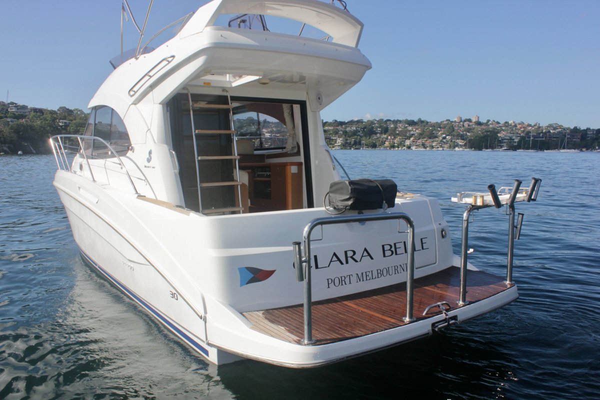 2014 Beneteau Antares 30 Fly Boats For Sale 5