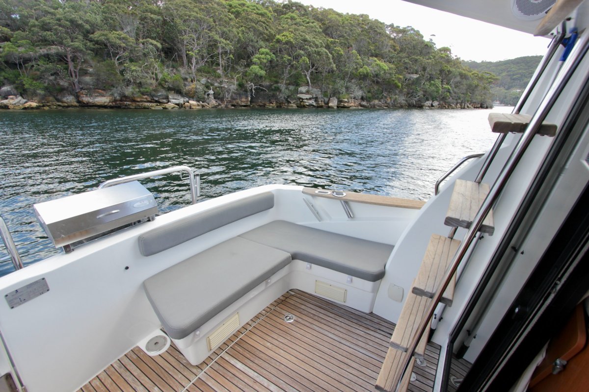 2014 Beneteau Antares 30 Fly Boats For Sale 8