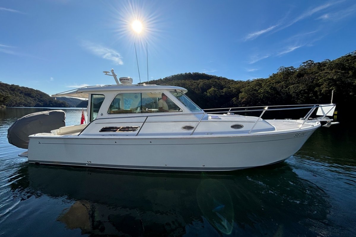 2009 Back Cove 33 Motor Yacht Boats For Sale Sydney 1