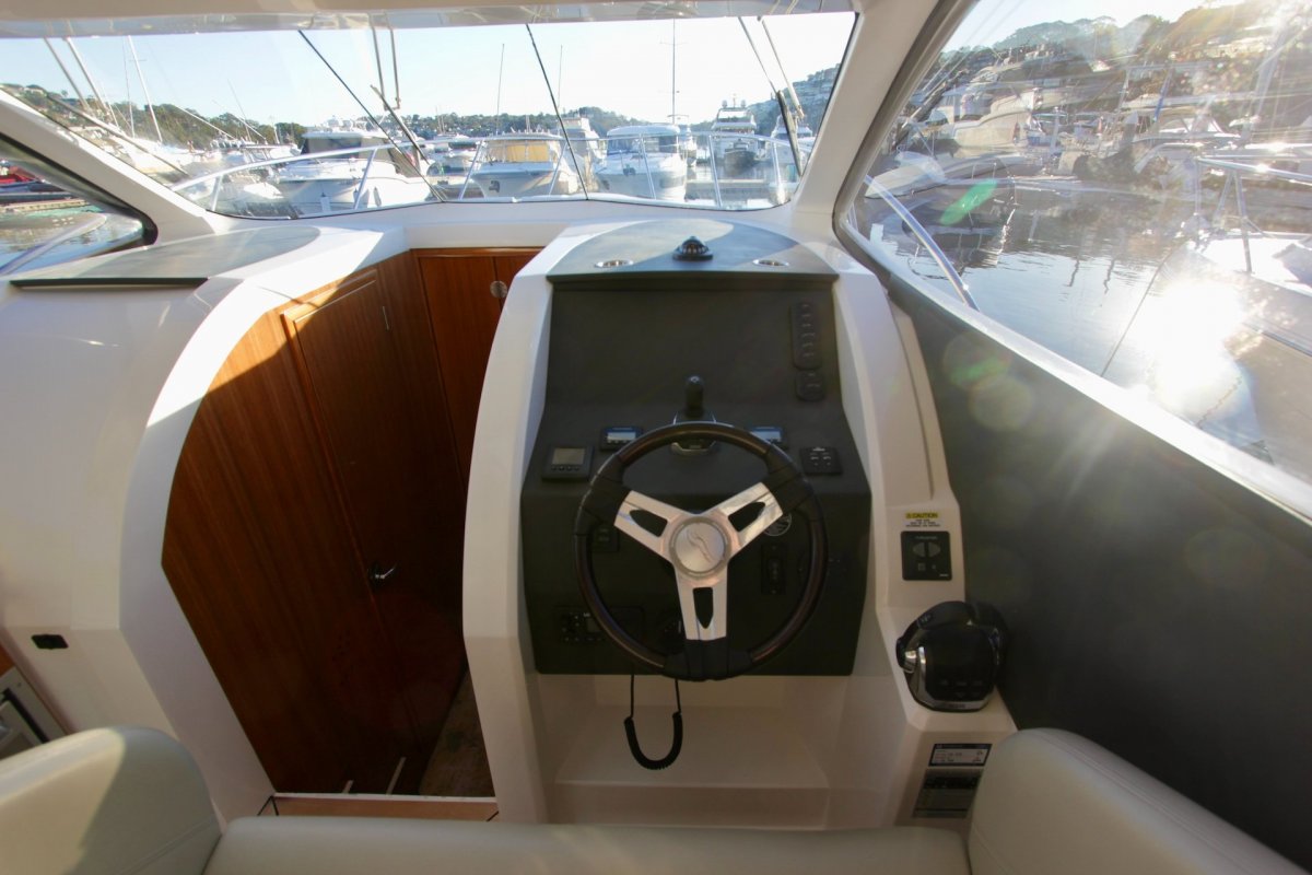 2018 Maritimo 32 Sports Cruiser Boats For Sale Sydney 14