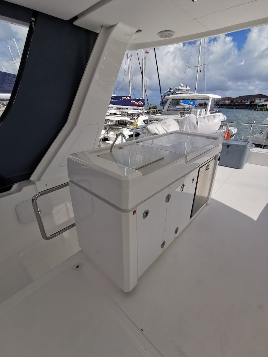 2023 Leopard Catamarans 53 PC Boats For Sale 32